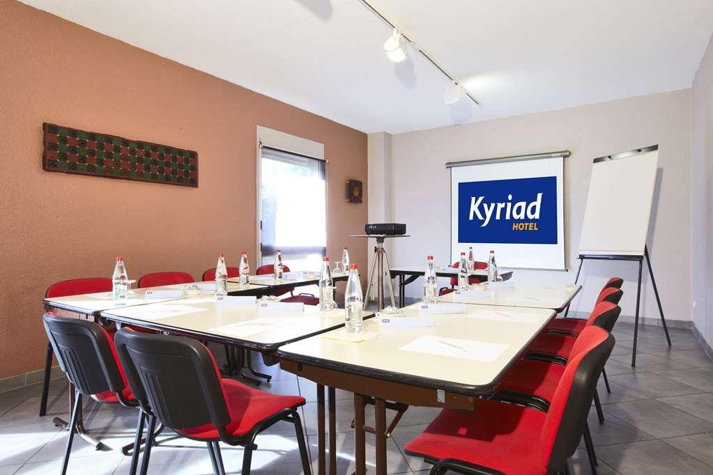 Kyriad Annecy Кран-Жеврие Удобства фото